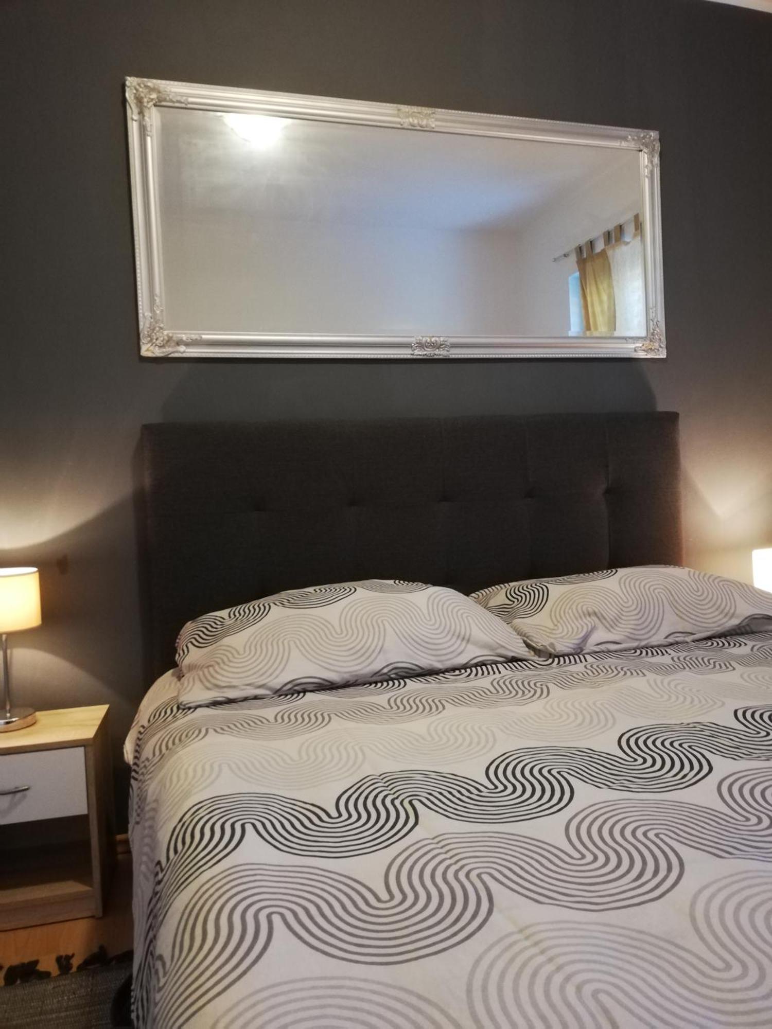 רוביני Apartments Poretti For 2,In Center Parking Free In The Yard,6 Min Beach Walk מראה חיצוני תמונה