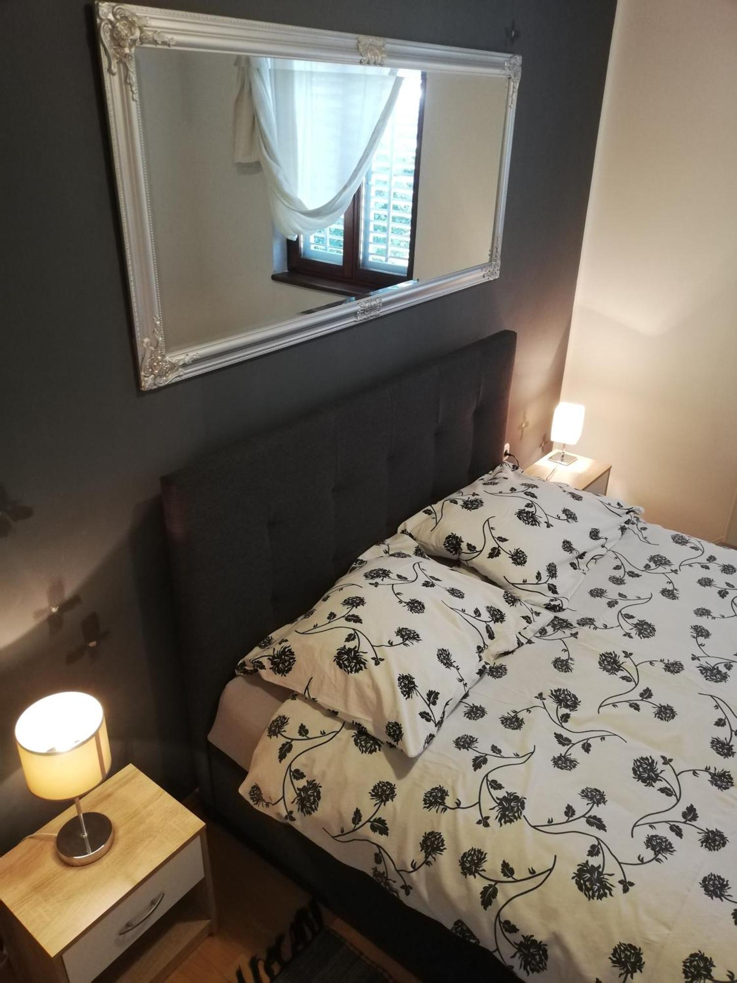 רוביני Apartments Poretti For 2,In Center Parking Free In The Yard,6 Min Beach Walk מראה חיצוני תמונה