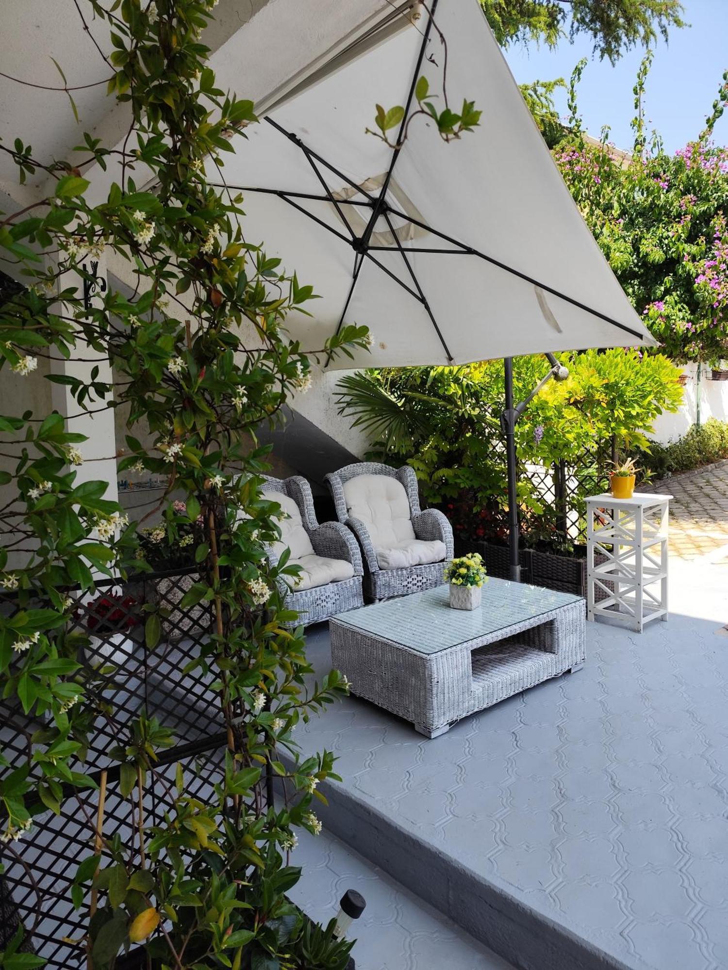 רוביני Apartments Poretti For 2,In Center Parking Free In The Yard,6 Min Beach Walk מראה חיצוני תמונה
